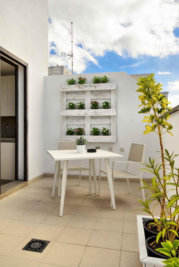 La Casa De Lela Villa Arrecife Kültér fotó